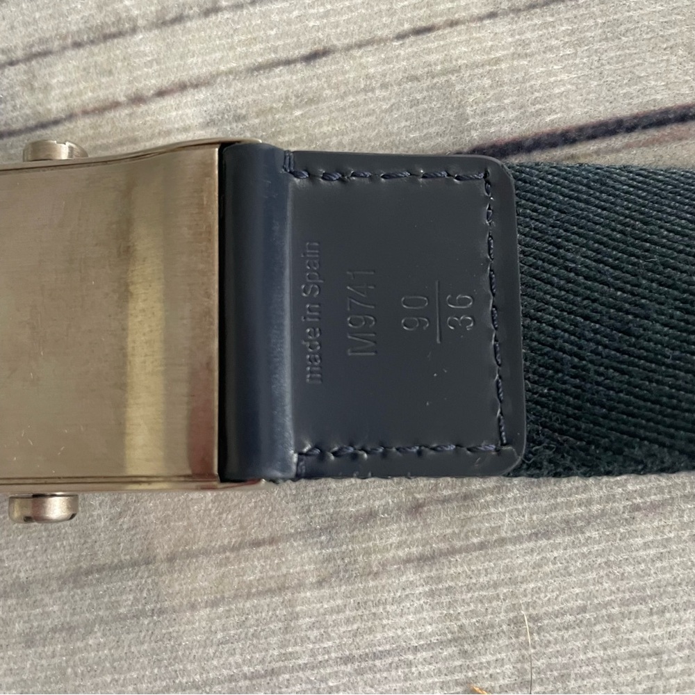 Louis Vuitton Americas Cup belt 36 - Picture 4 of 6